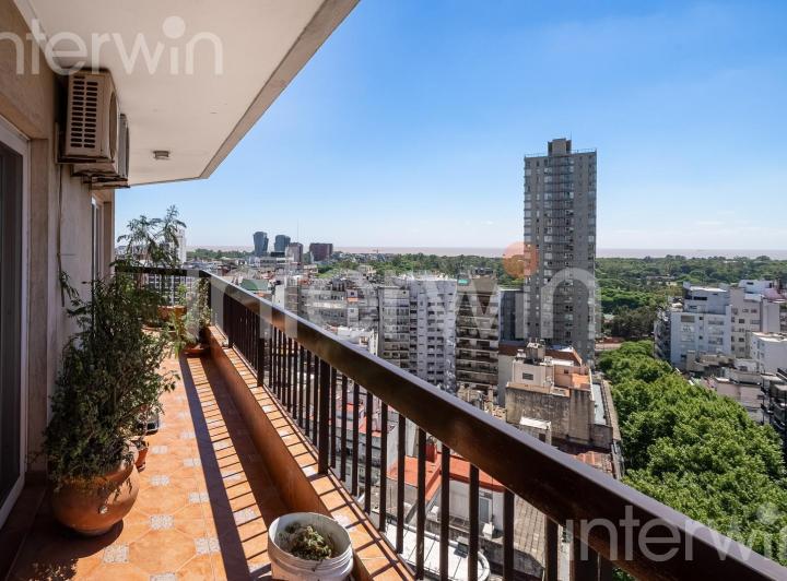 Piso en Belgrano, 5 Ambientes, 3 dormitorios, 2 cocheras. Venta 4