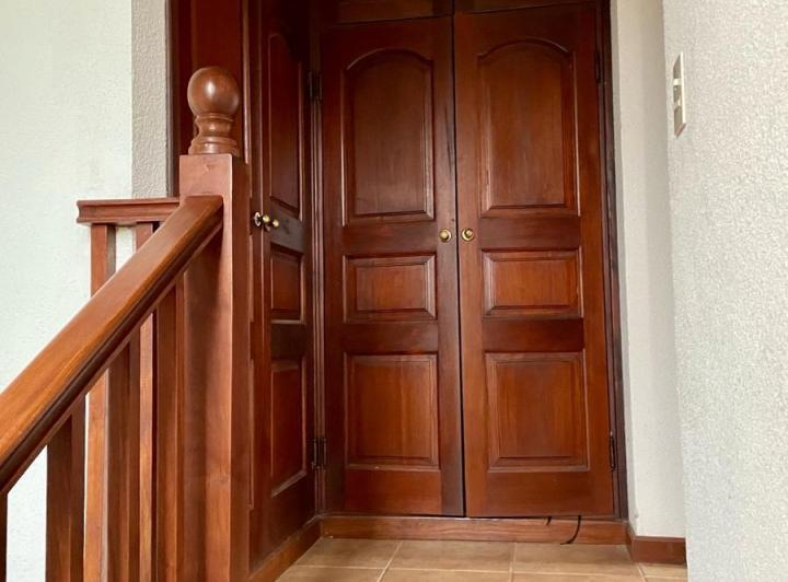 Casa - 6 ambientes jardin - CARILO - VENTA 5