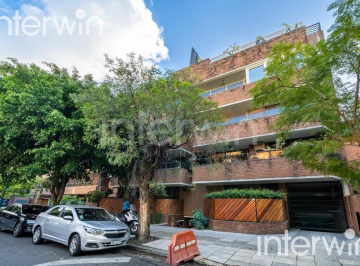 Depto.  de 5 ambientes, con jardín y piscina. 2 cocheras - Palermo - Palermo Chico - Barrio Parque 1