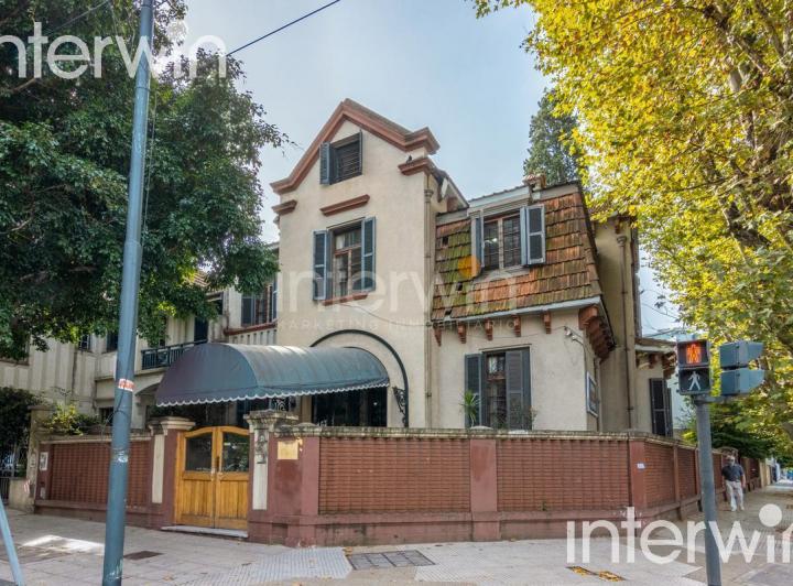 Venta casa inglesa de 3 plantas - Belgrano - Belgrano R 2