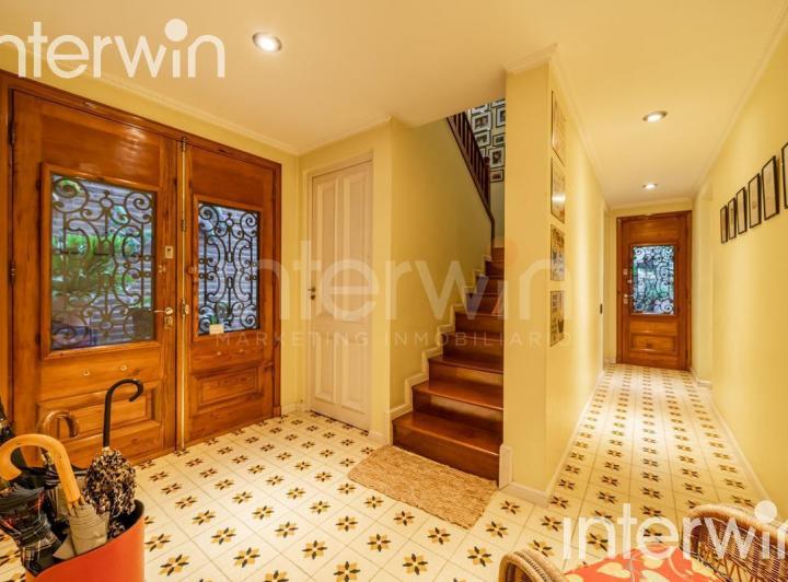 Casa - 5 ambientes con 2 cocheras - Jardín - Piscina - Parrilla - Villa Devoto - Venta 2
