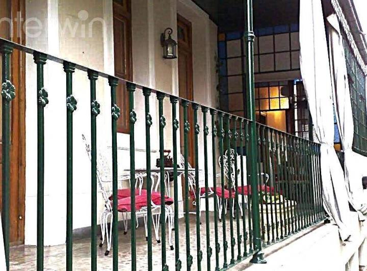 Casa en Tigre - 4 Ambientes - Arquitectura de principios del Siglo XX. Zona privilegiada - VENTA 2
