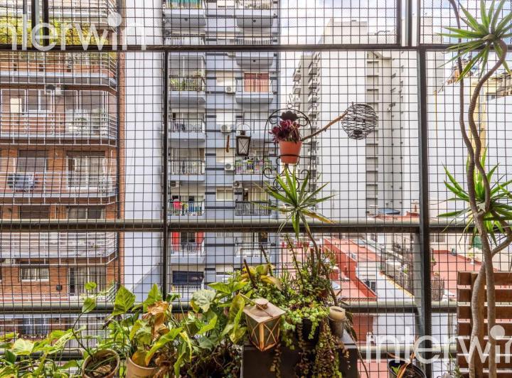 Departamento de 5 amb c/dep, refaccionado, cochera fija y baulera. Almagro - Venta 1