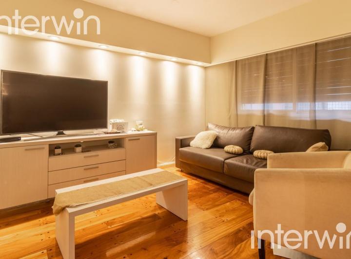 Departamento de 5 amb c/dep, refaccionado, cochera fija y baulera. Almagro - Venta 3
