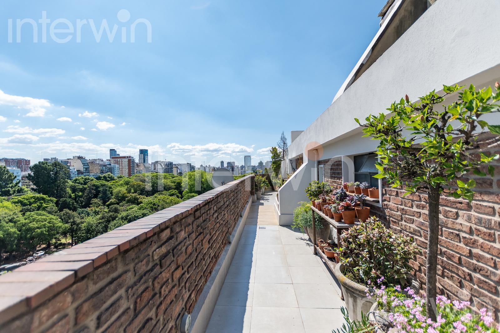 Foto de Departamento / Dúplex en Venta - 4 Ambientes - Dependencias - Terraza, imagen 2