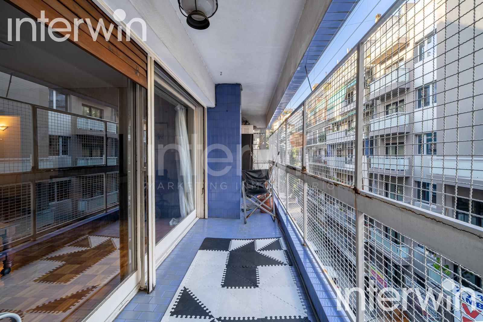 Foto de Departamento en Venta - 4 ambientes - Balcón - Cochera - Caballito, imagen 2
