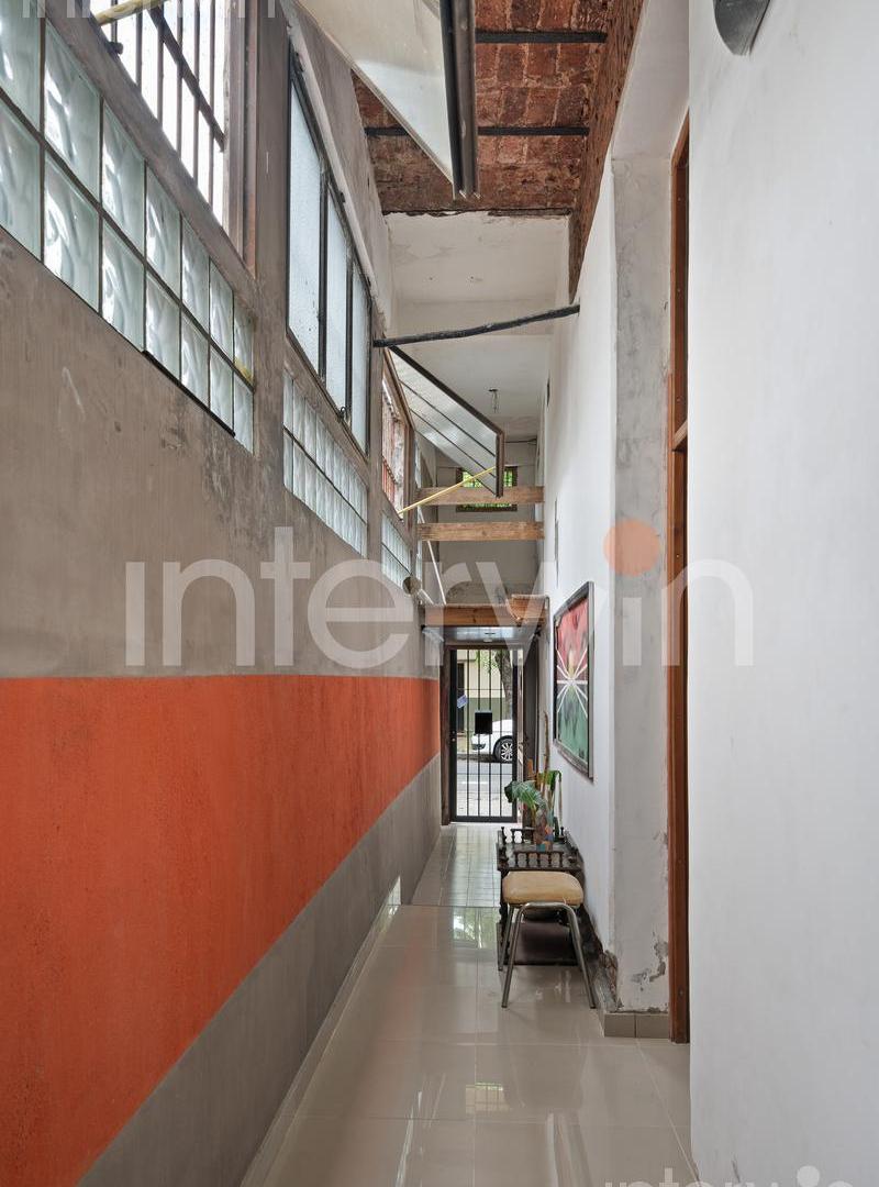 Foto de PH en Venta - 3 ambientes al frente- Cochera - Luminoso - Villa Urquiza., imagen 3