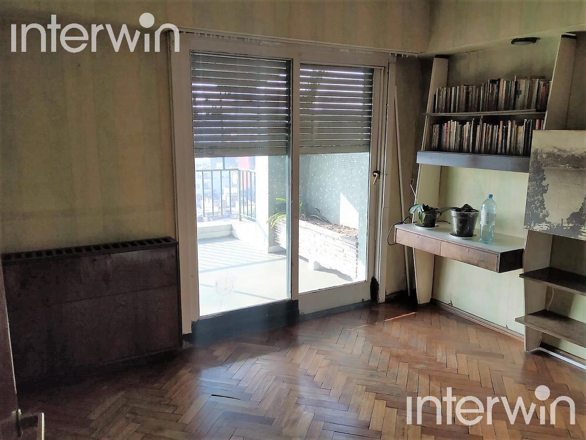 Foto de Departamento en Venta - 4 Ambientes - Dependencias - Balcón / Terraza, imagen 5