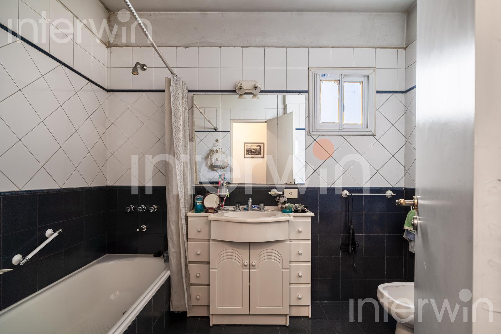 Departamento en Venta - 4 ambientes - Luminoso - Baulera - Cochera - Núñez