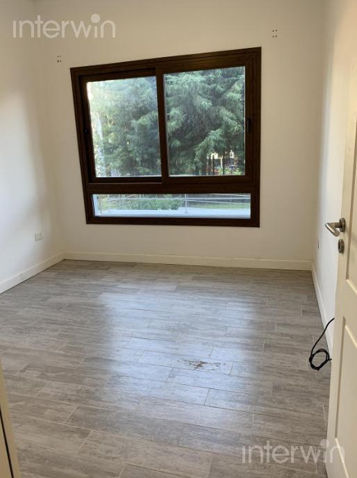 Foto de Departamento en Venta - 2 ambientes - Balcón - Cochera - Adrogue Chico, imagen 3