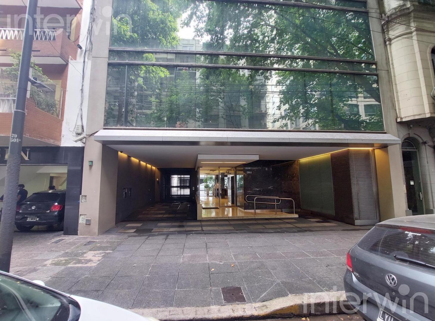 Excelente Oficina de 150 m2 con vista abierta y 2 Cocheras en Palermo