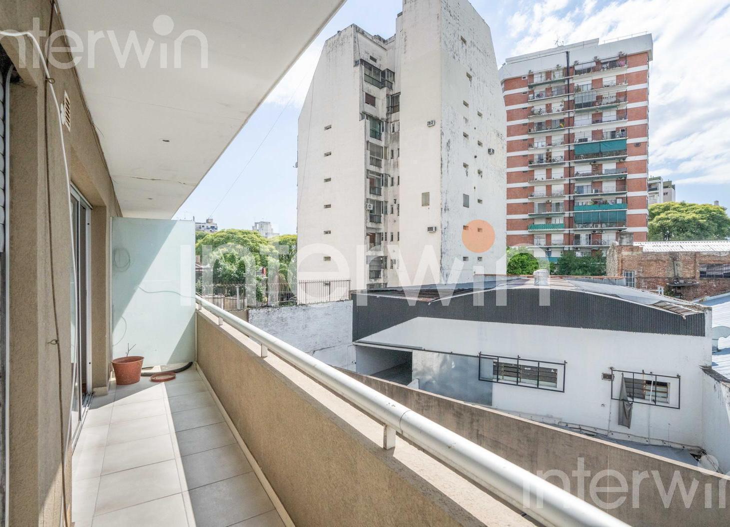 Departamento en Venta - 2 ambientes - Balcón - Cochera - Luminoso - Belgrano - Belgrano R