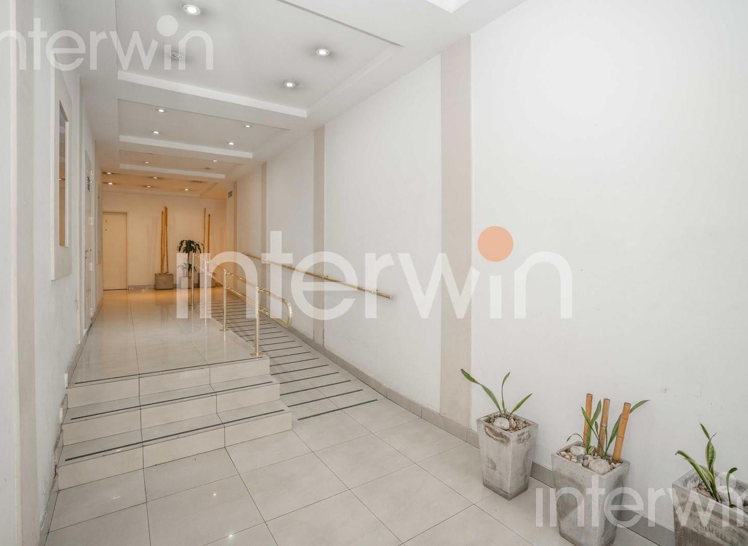 Foto de Departamento / Monoambiente en Venta - Cochera - Patio - Almagro, imagen 5