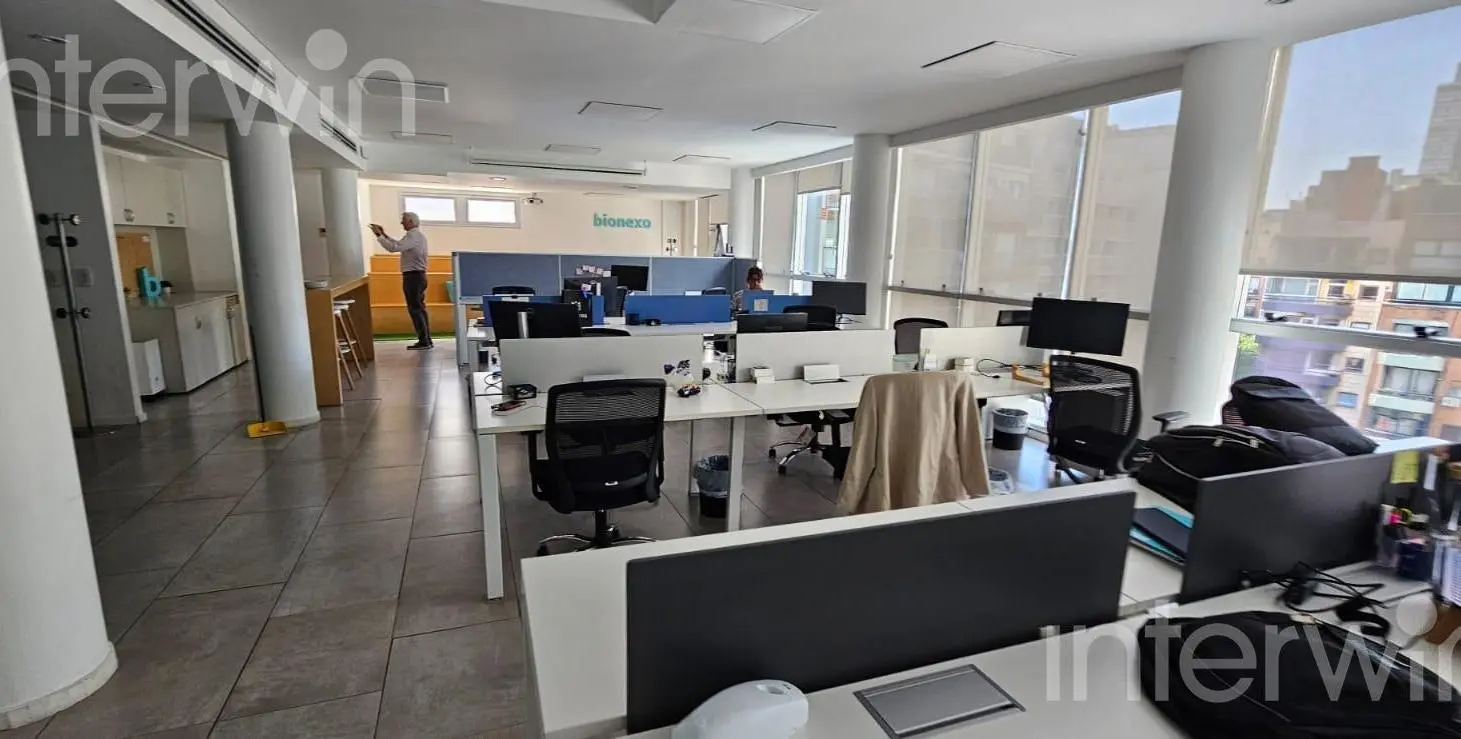 Oficina en Las Cañitas 5