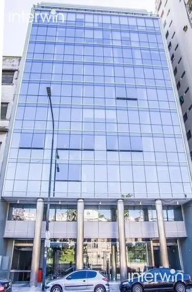 Oficina en Las Cañitas 1
