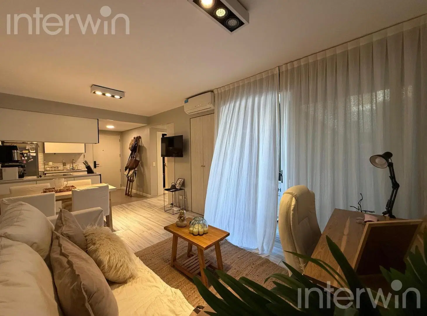 Departamento en Alquiler - 2 ambientes - Balcón - Cochera - Recoleta - Torre Decó 3