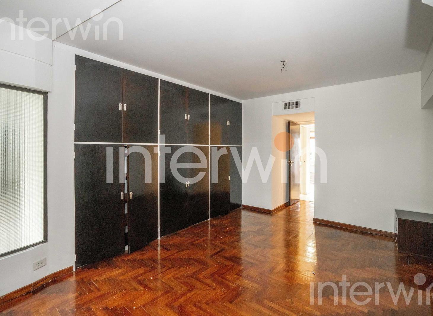Departamento en Venta - 4 ambientes - Dependencias - Cochera - Palermo