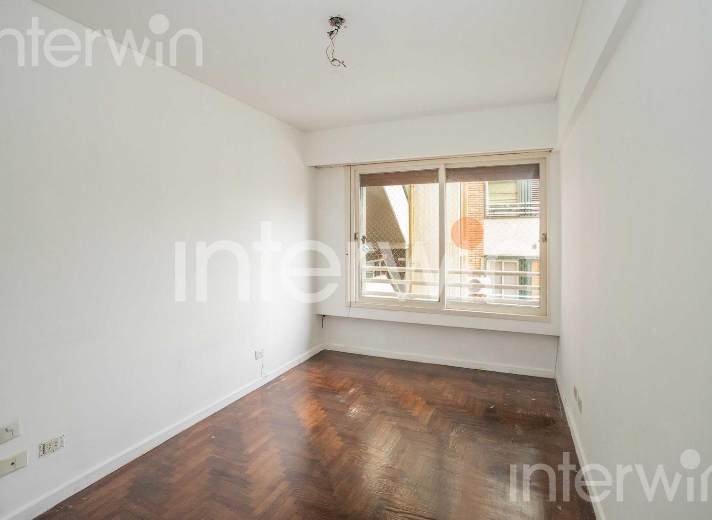 Foto de Departamento en Venta - 4 ambientes - Dependencias - Cochera - Palermo, imagen 1