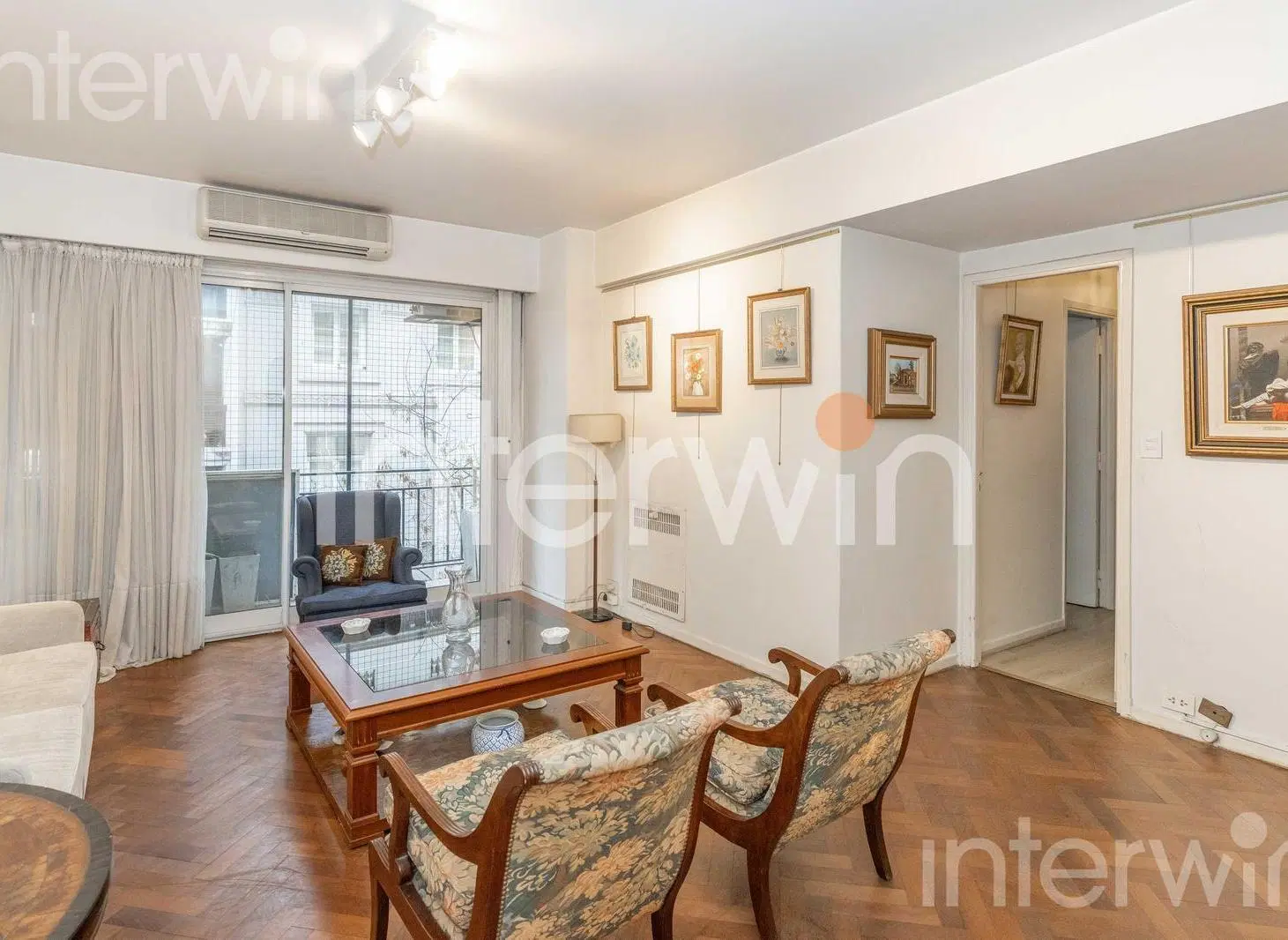 Departamento en Venta - 3 Ambientes - Dependencia - Balcón - Cochera - Recoleta 2