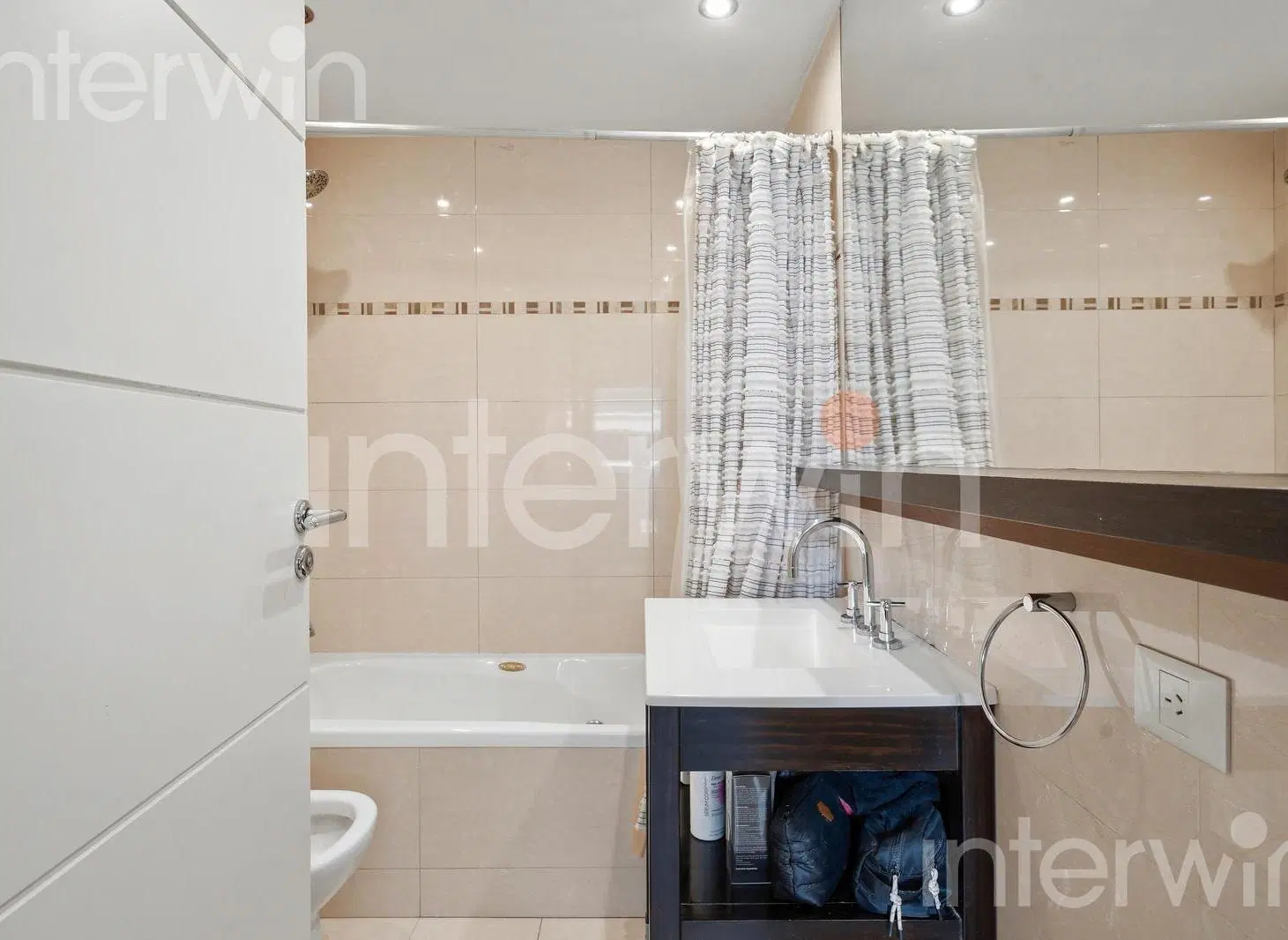 Departamento en Venta - 5 ambientes - Balcón - Cochera - Amenities - Belgrano - Belgrano R. 8