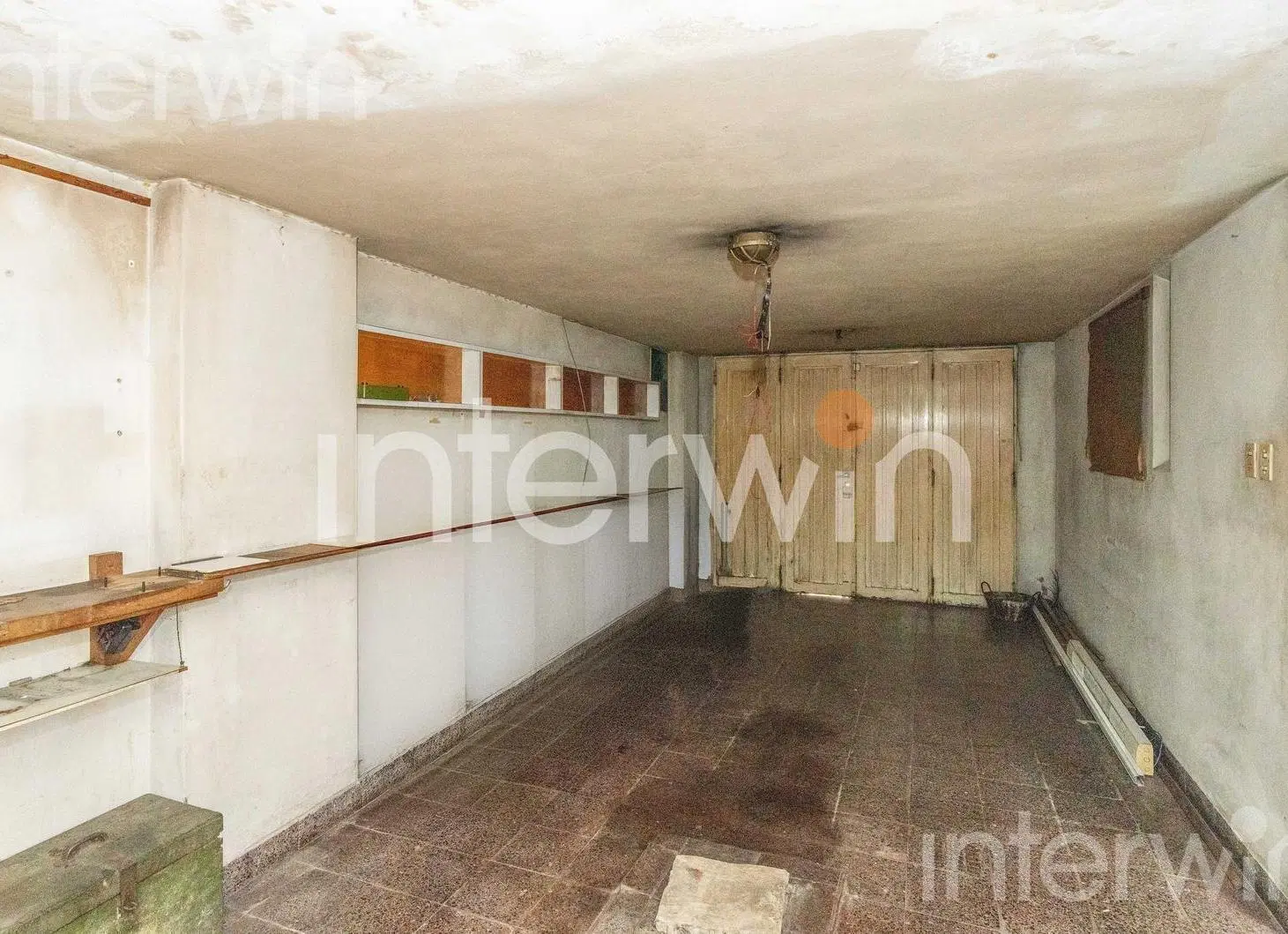 Casa en VENTA a REFACCIONAR de 5 ambientes con cochera y jardín Villa Devoto. 2