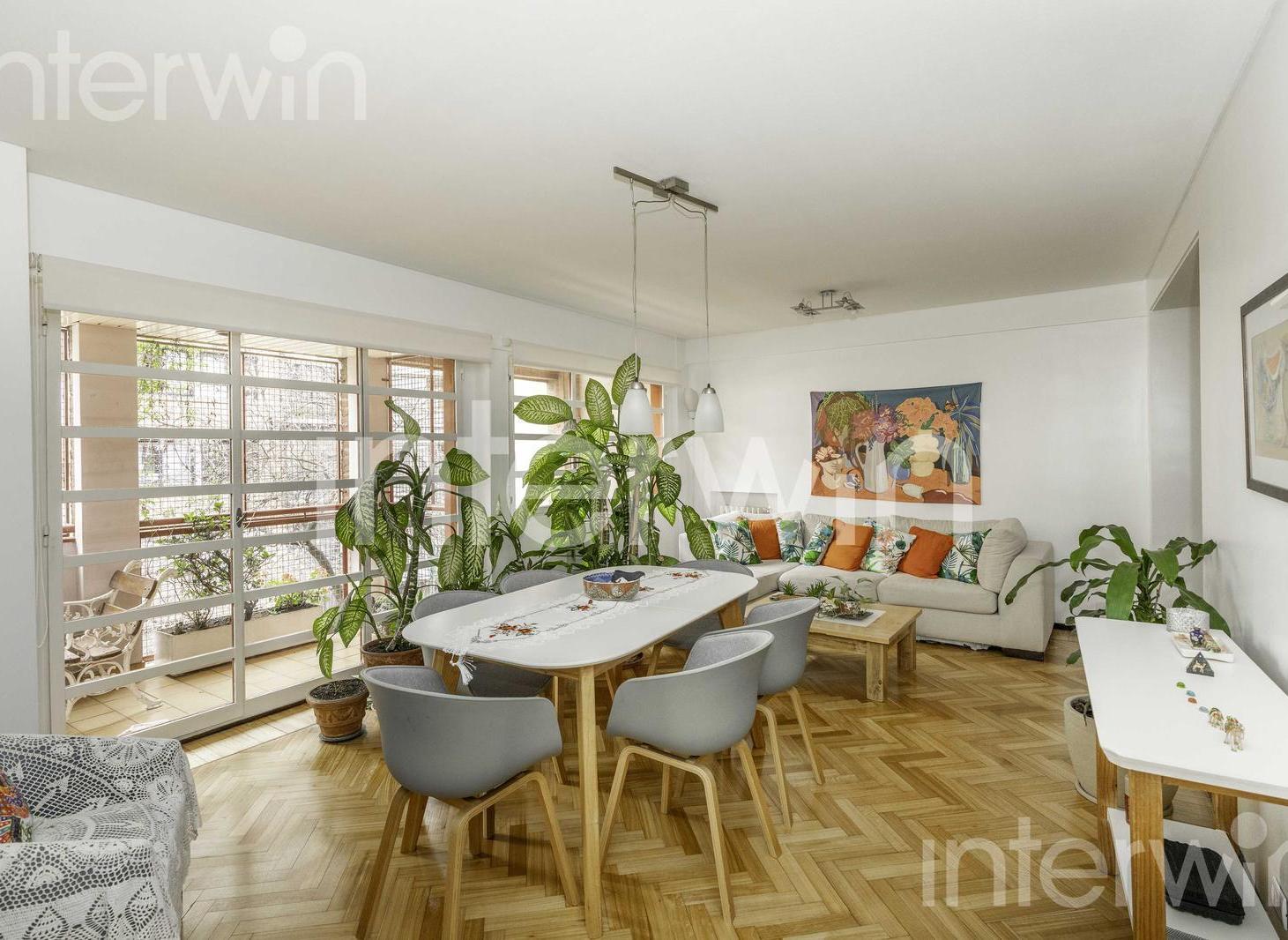 Foto de Departamento en Venta - 4 ambientes - Cochera - Balcón - Belgrano, imagen 2