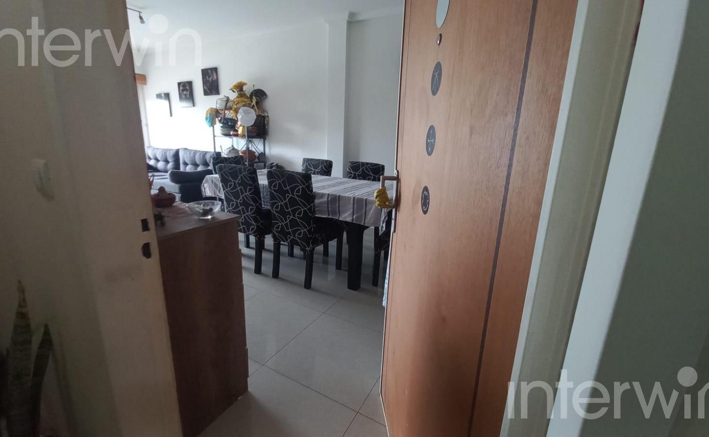 Foto de Departamento en Venta - 2 ambientes - Balcón - Cochera - Parque, imagen 2