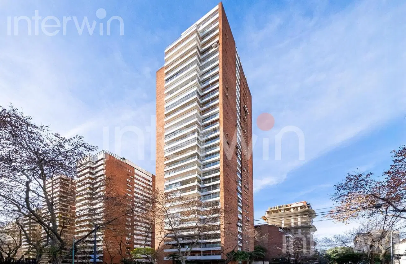 Departamento en  Venta - 4 amb - Balcón - Terraza - Cochera doble -Piso Alto - Belgrano. 2