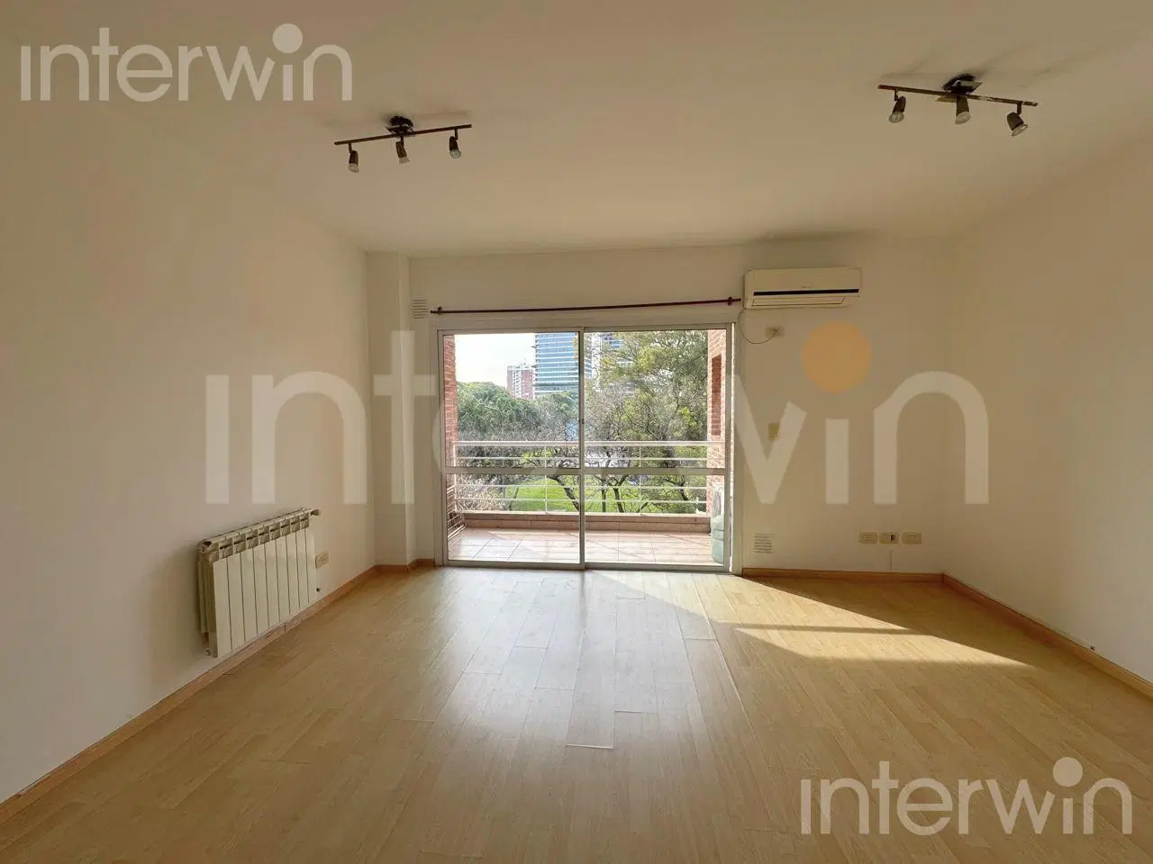 Departamento en Venta - 2 ambientes - balcón - cochera - Las Cañitas - Palermo 4