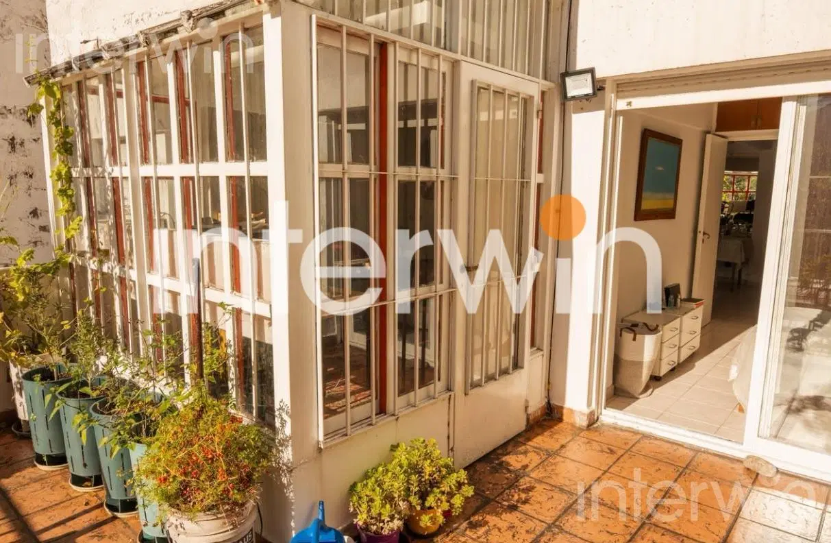 Departamento en VENTA de 2 ambientes - balcón aterrazado - Colegiales. 2