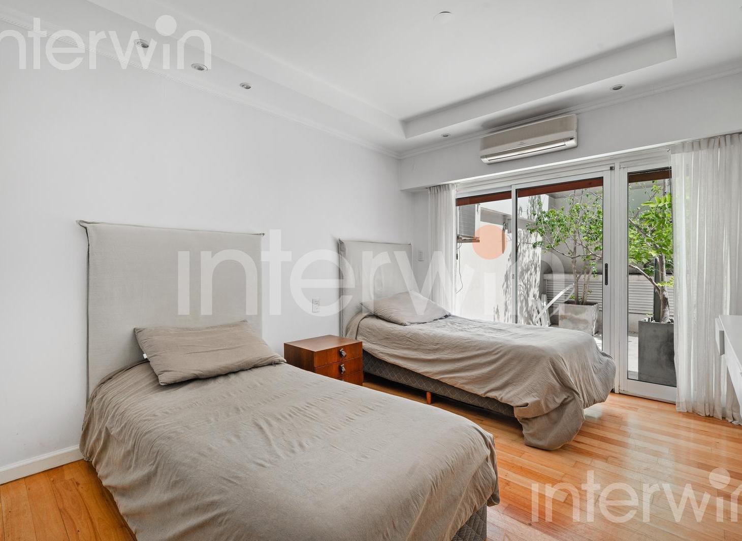 Foto de Departamento en Venta - 5 amb - Cochera - Baulera - Patio - Reciclado, imagen 4