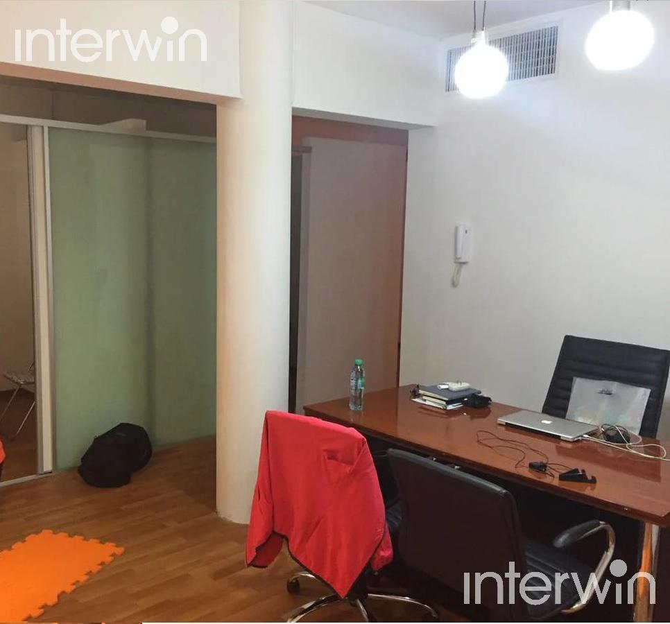Foto de Oficina en Venta en excelente edificio sobre Av. Luis M. Campos - Las, imagen 5