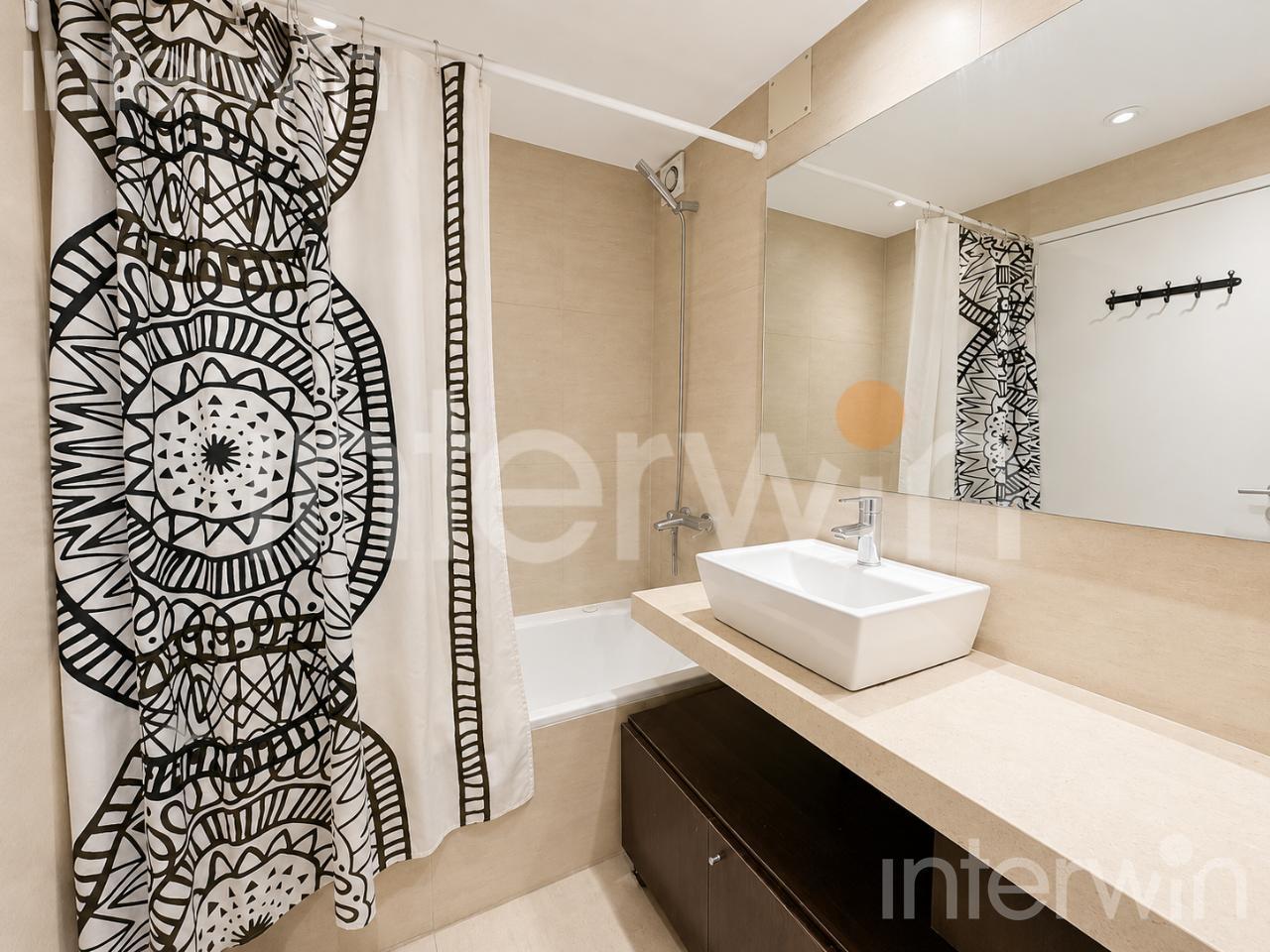 Foto de Departamento en VENTA de 2 ambientes en Torre Lumiere - balcón - Palermo, imagen 2