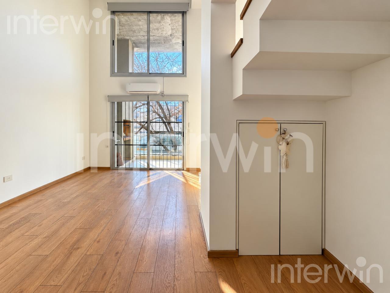 Foto de Duplex en VENTA - 2 Ambientes - balcon - cochera - Nuñez, imagen 2