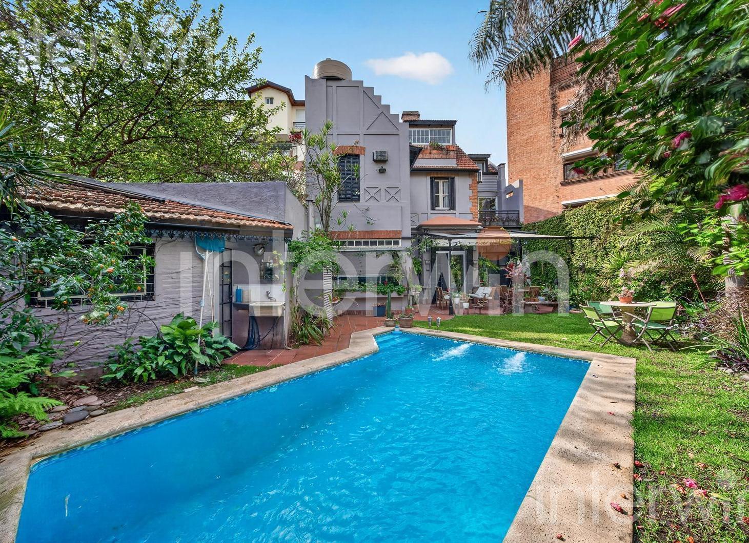 Foto de Casa en VENTA - 7 ambientes con dep - jardin - piscina - cochera, imagen 1