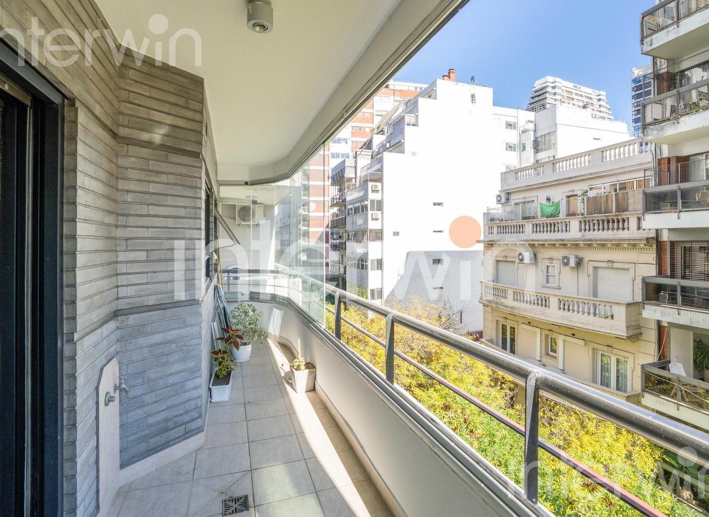 Foto de Departamento en Venta - 4 Ambientes - Dependencias - Balcón - Cochera, imagen 5