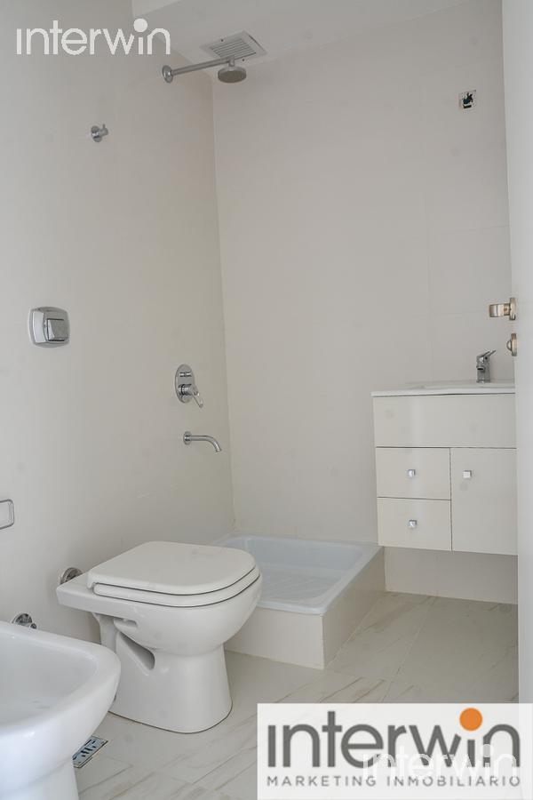Foto de Depto de 4 amb c/ dep y cochera fija. Full amenities. Seg. 24 hs, imagen 1