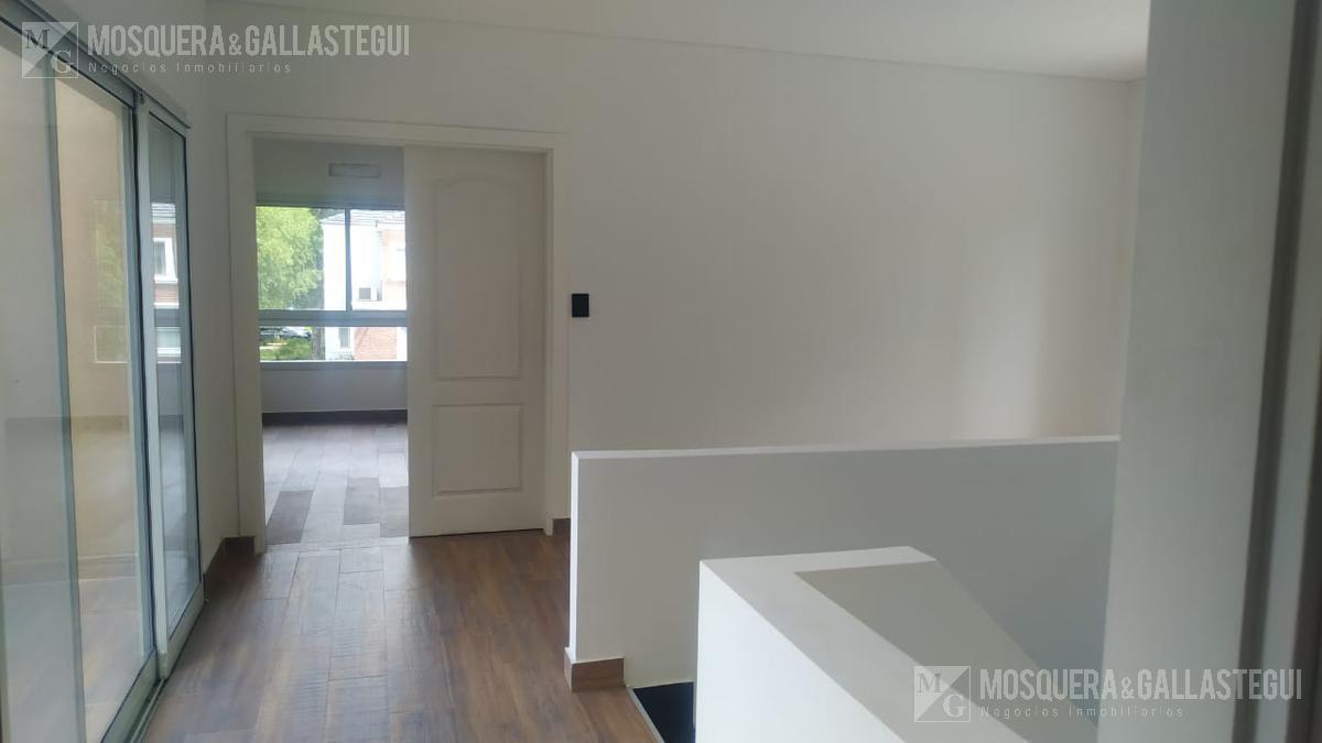 Casa en Venta - Boat Center. 5