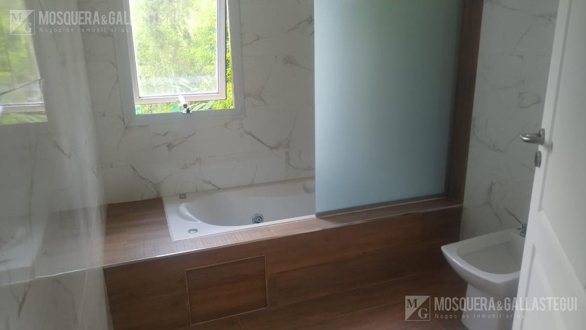 Casa en Venta - Boat Center. 4
