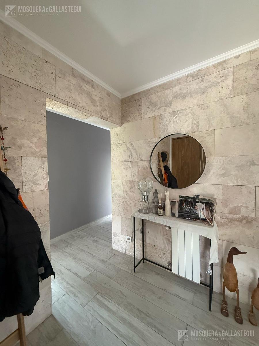 Muy linda casa moderna en Santa Lucia!