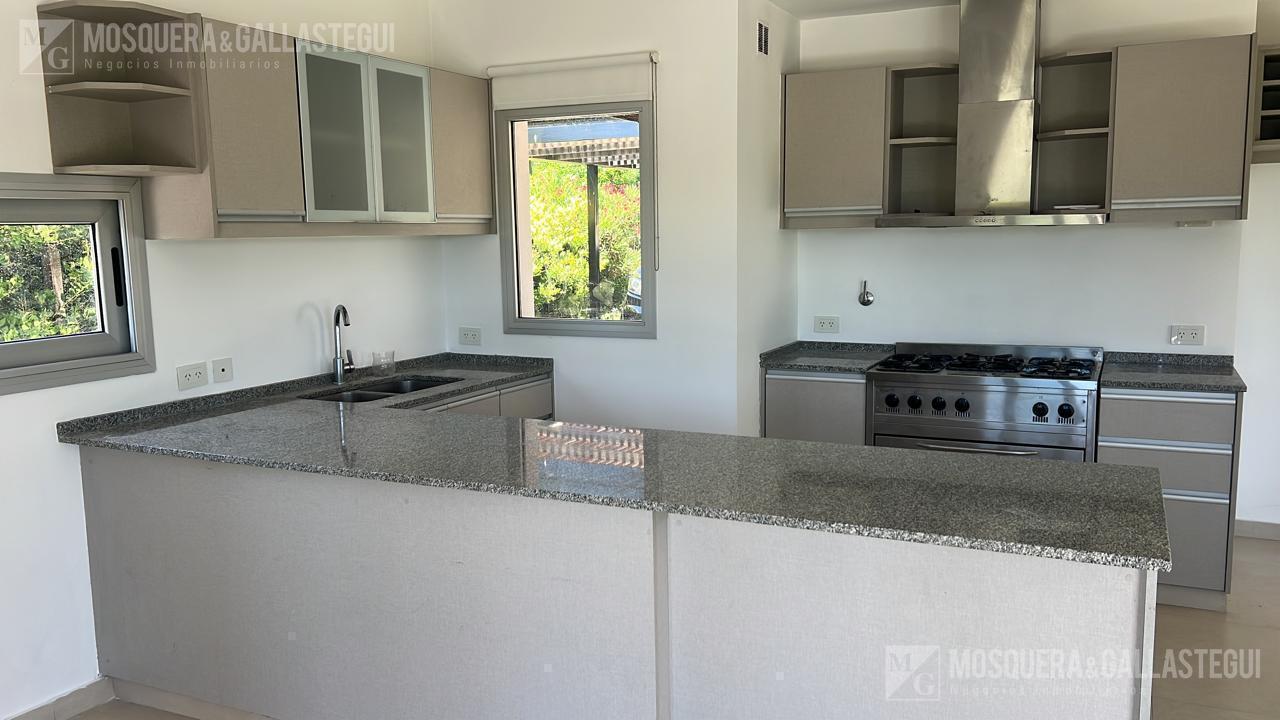 Foto de Venta o alquiler. Casa - El Canton - Islas, imagen 2
