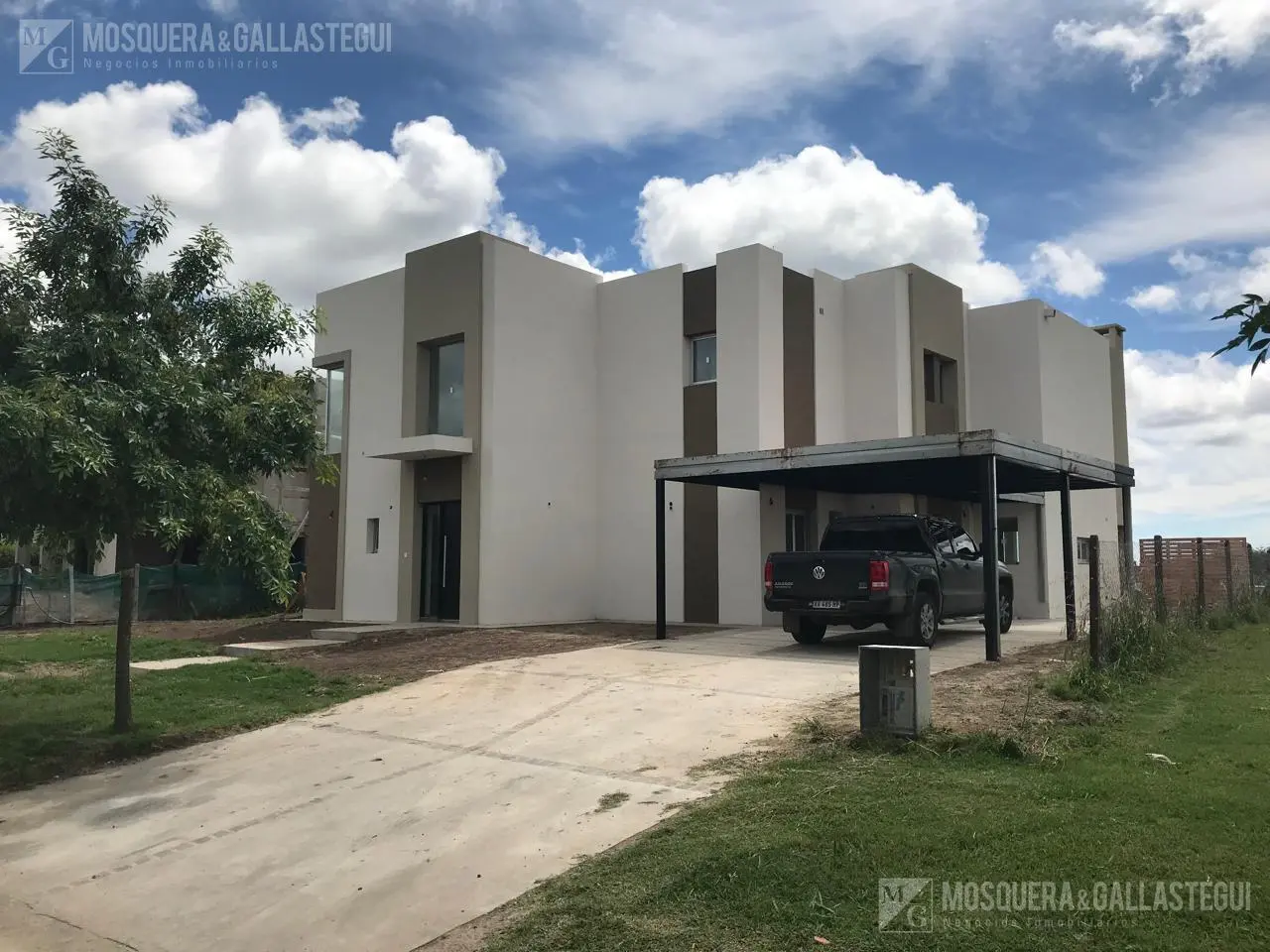 Venta o alquiler. Casa - El Canton - Islas 1