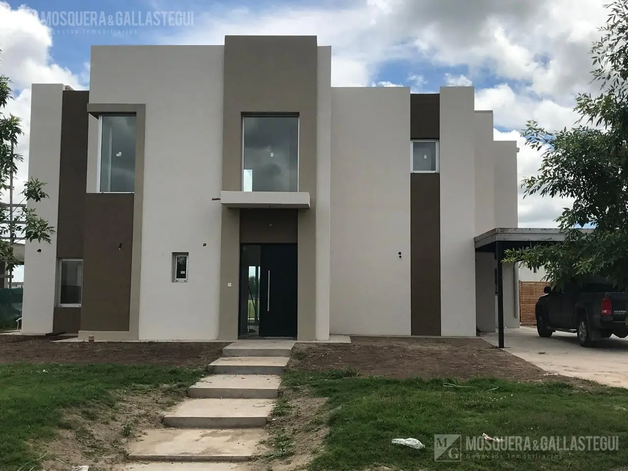 Venta o alquiler. Casa - El Canton - Islas 4
