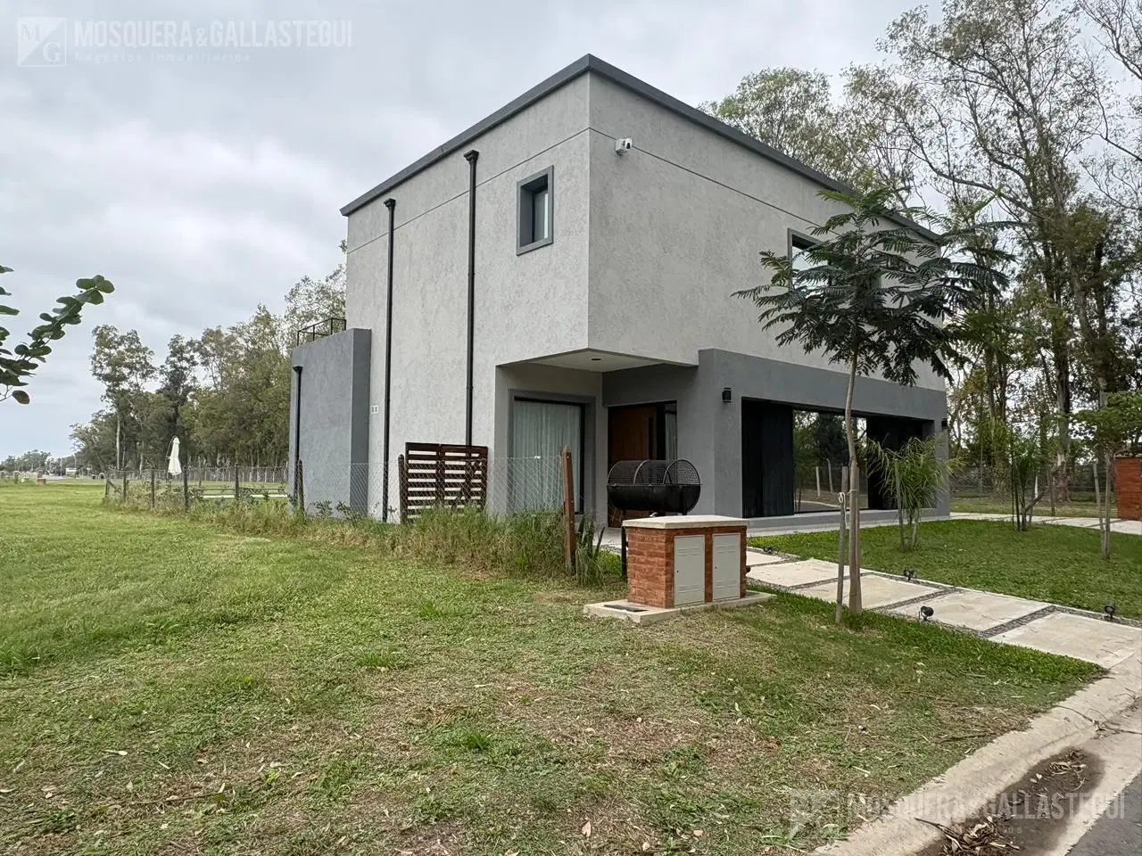 Casa en Santa Sofia 3