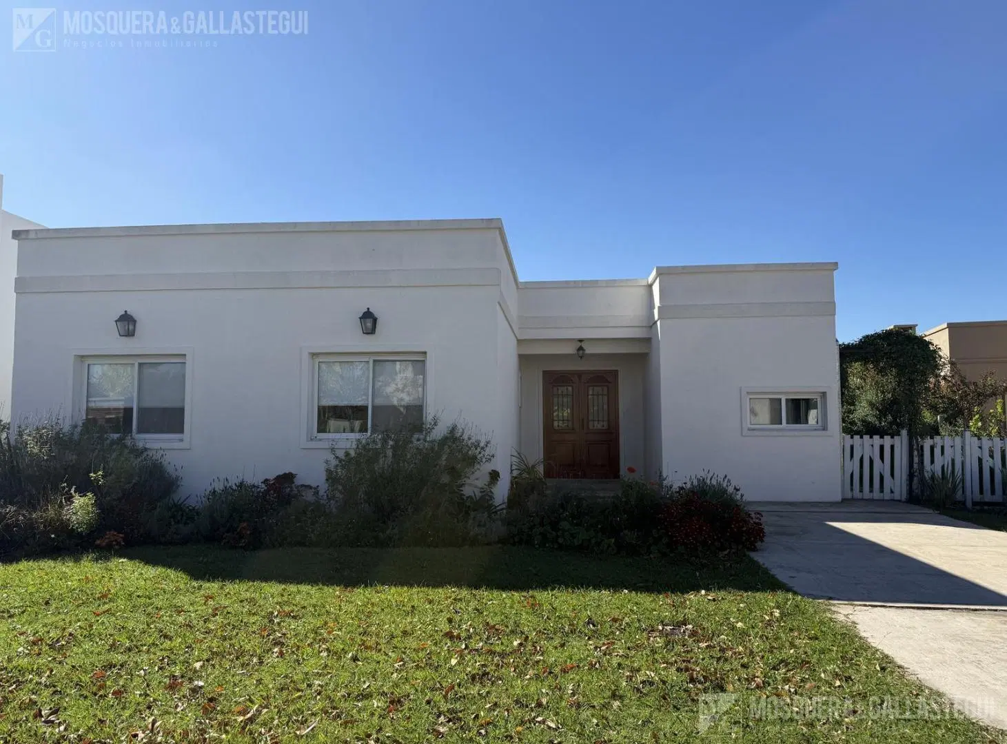 Casa en  venta y alquiler en San Eduardo, Pilar Del Este 3