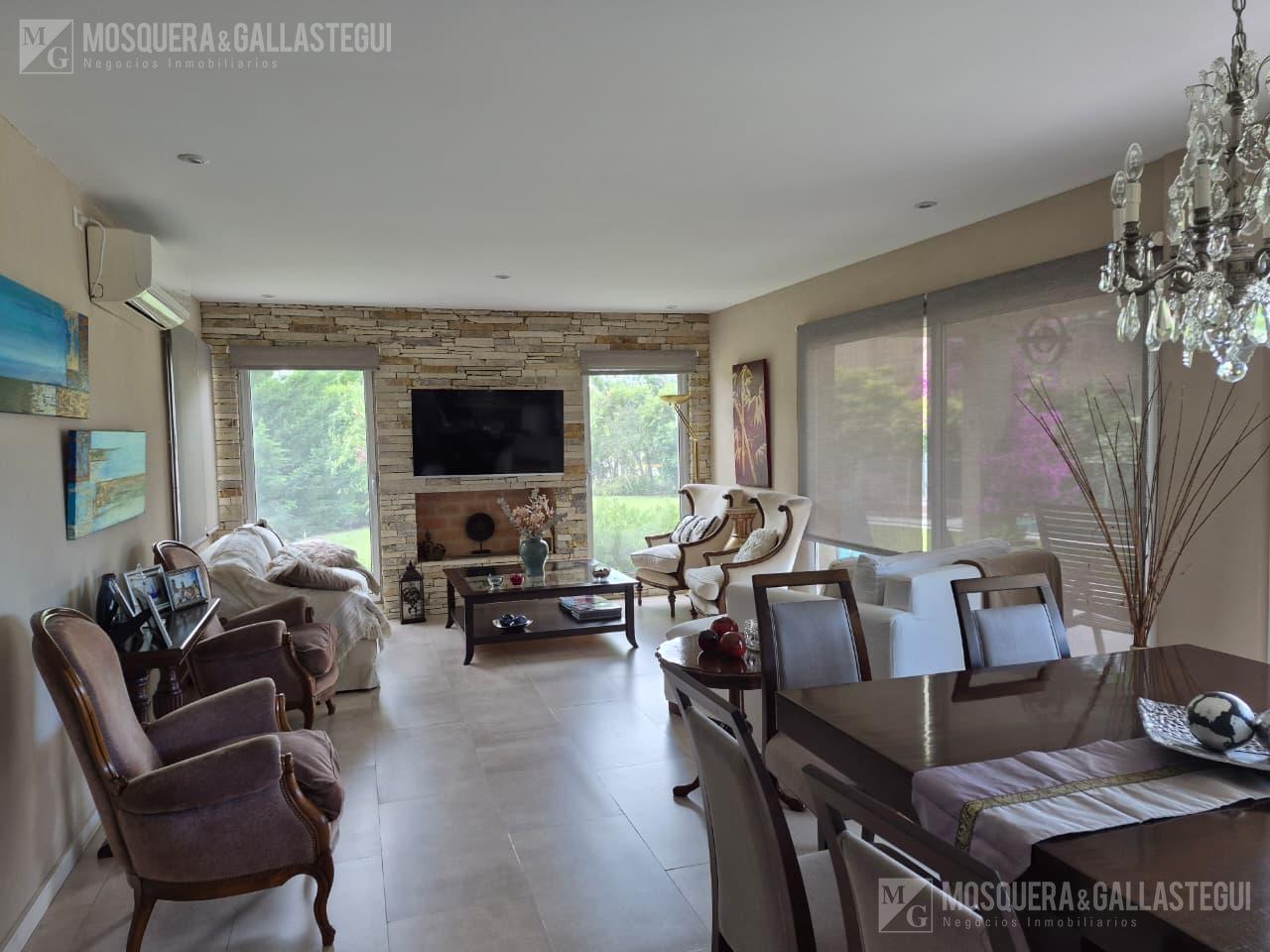 Foto de Excelente casa,lote interno, 3 dormitorios, escritorio o dependencias, imagen 4