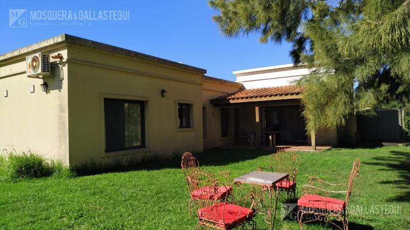 Foto de VENTA O ALQUILER ANUAL. Santa Catalina. Estilo campo. Pileta., imagen 1