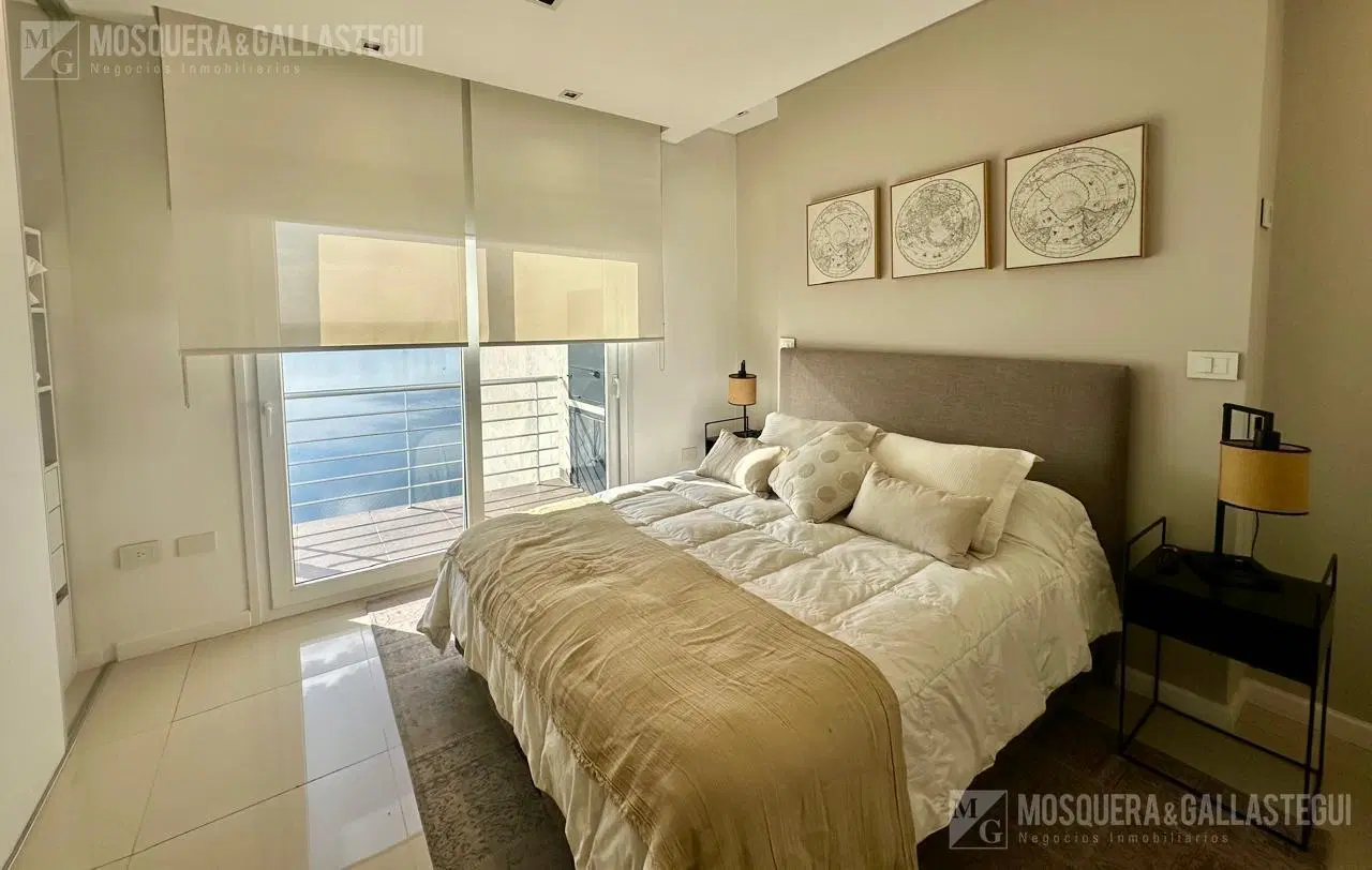 Departamento en alquiler temporario. Amoblado. Impecable. 2 o 3 cocheras. 2