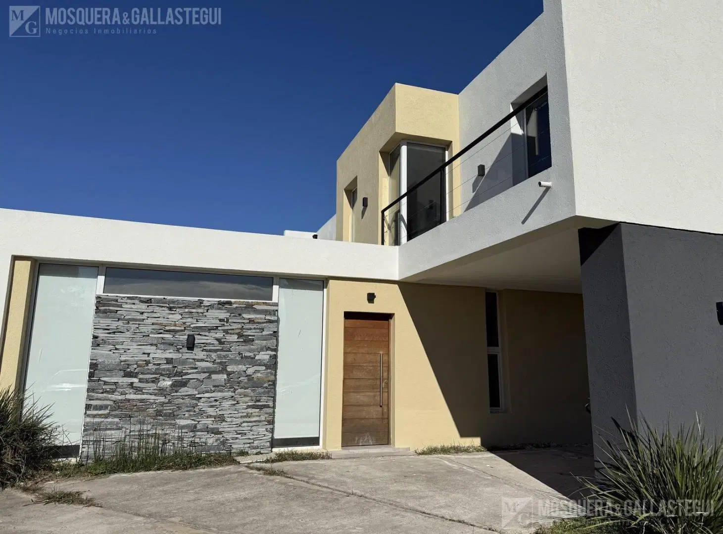 Casa en  venta Barrio santa Elena - Pilar del este 5