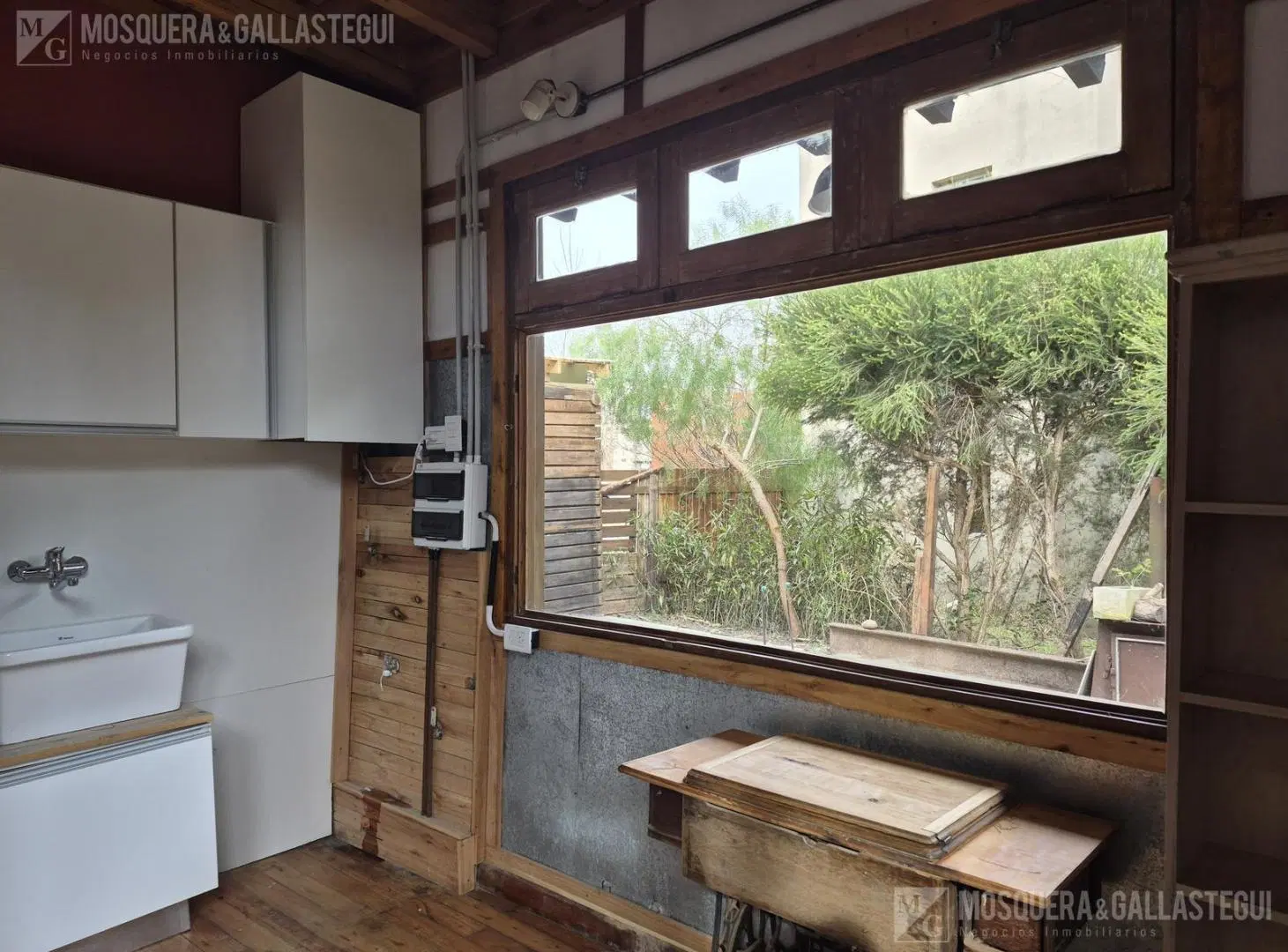 Santa Catalina. Excelente ubicación,3 dormitorios en suite,5 baños, salida a lagunita natural . 8